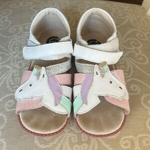 Kids Unicorn Sandals - Pink and White
